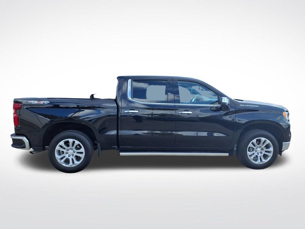 Used 2023 Chevrolet Silverado 1500 LTZ w/ LTZ Premium Package AWD/4WD image 5