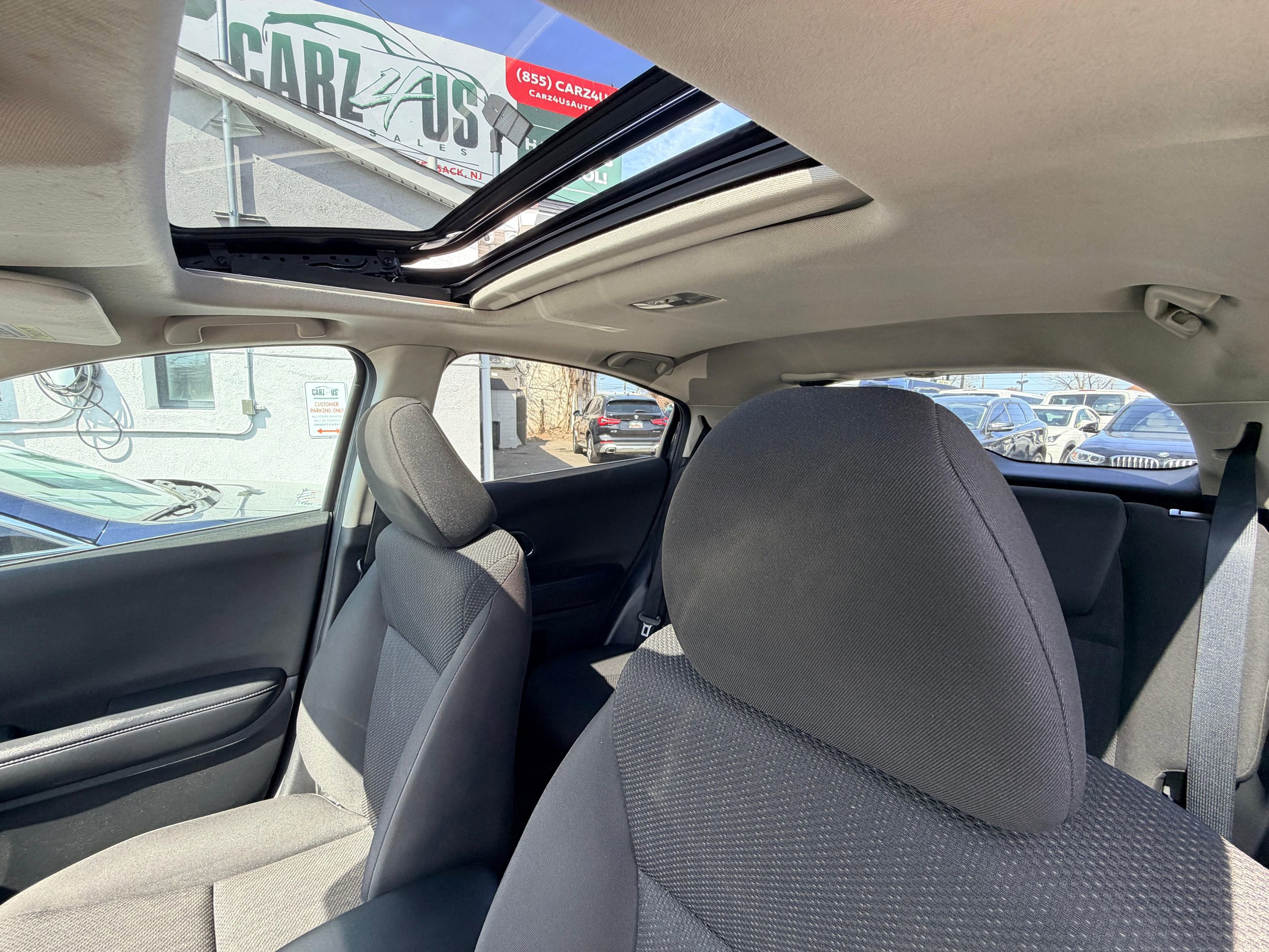 Used 2018 Honda HR-V EX image 20