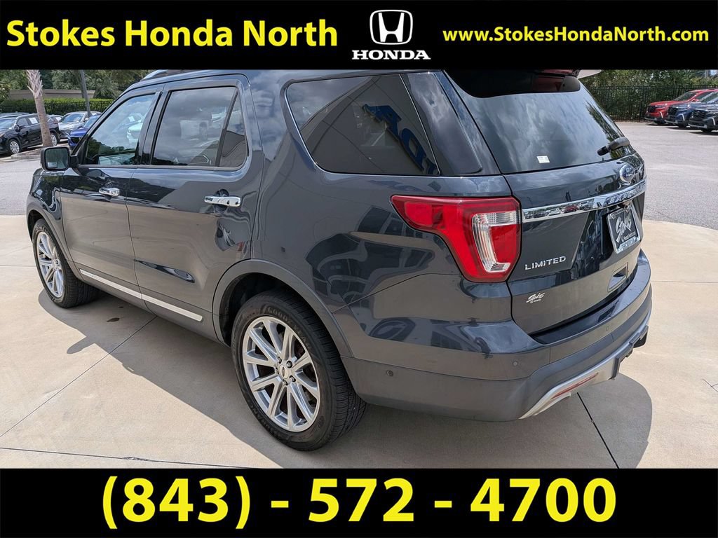 Used 2017 Ford Explorer Limited w/ Equipment Group 301A FWD image 4