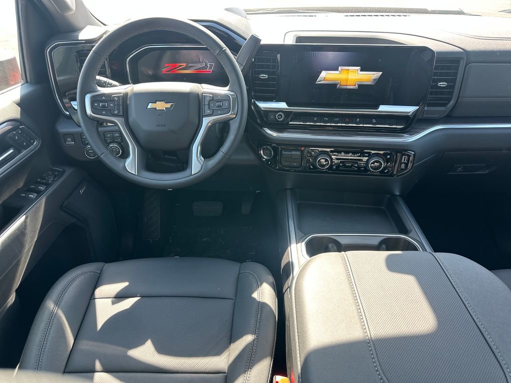 New 2026 Chevrolet Silverado 2500 LTZ w/ LTZ Convenience Package AWD/4WD image 17