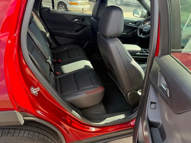 Used 2025 Chevrolet Equinox RS w/ Safety and Technology Package image 40