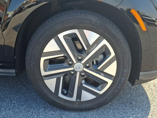 Certified 2023 Hyundai Kona SEL FWD image 8