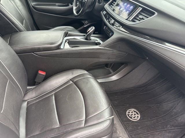 Used 2020 Buick Enclave Avenir w/ Avenir Technology Package image 42