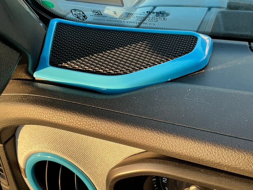 Used 2024 Jeep Wrangler Unlimited w/ Convenience Group image 21