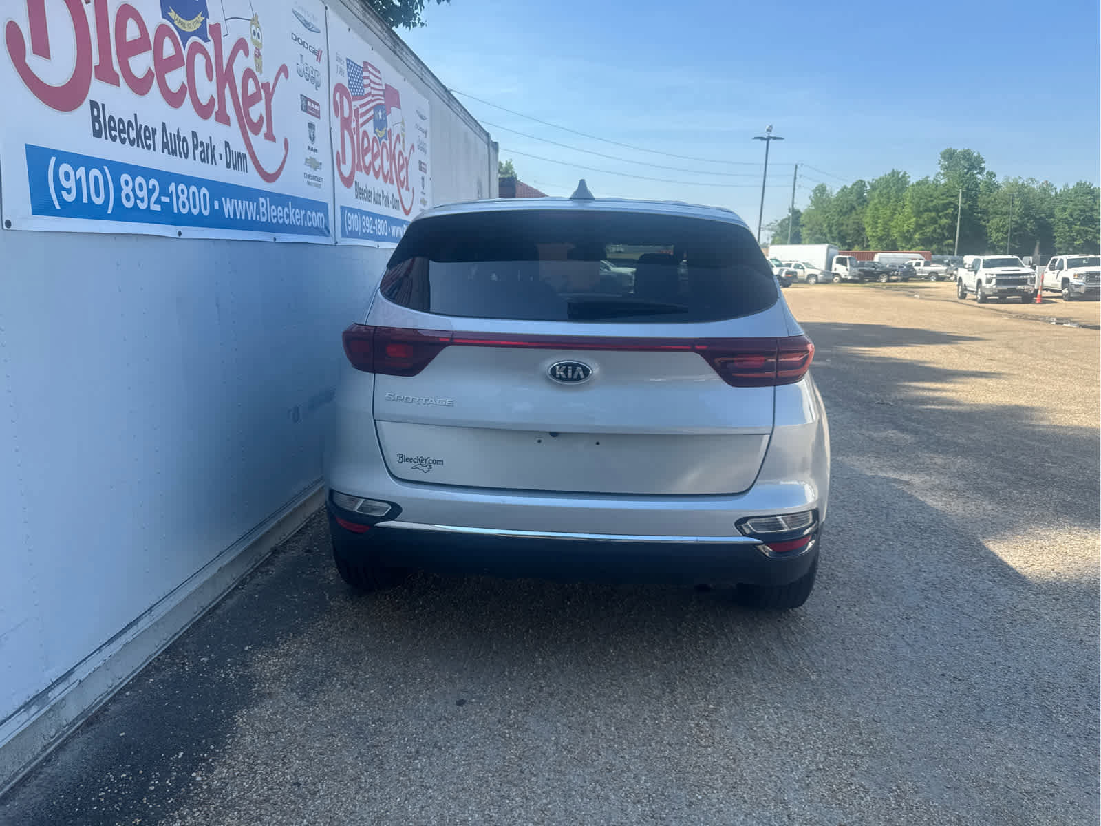 Used 2022 Kia Sportage LX image 4