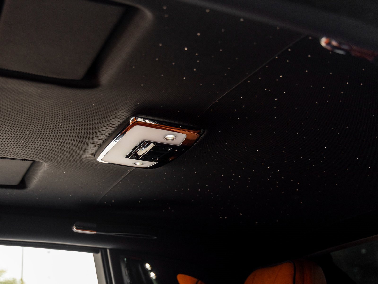 Used 2022 Rolls-Royce Phantom Extended Wheelbase image 32