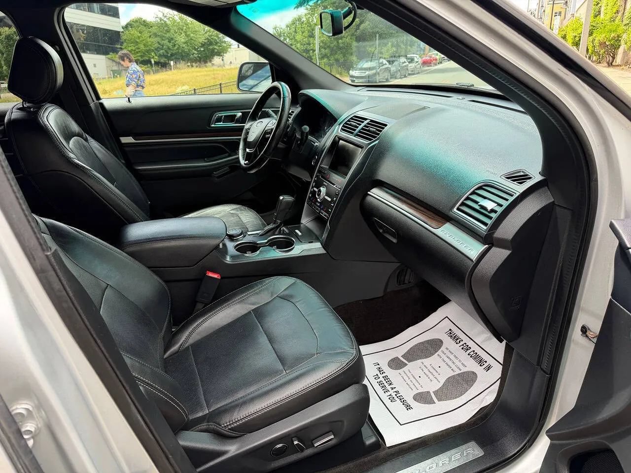 Used 2016 Ford Explorer Limited AWD/4WD image 19