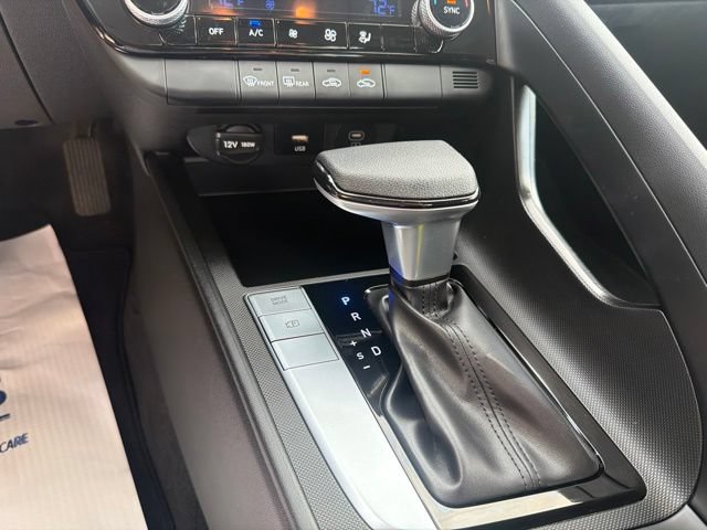 Used 2024 Hyundai Elantra SEL FWD image 12