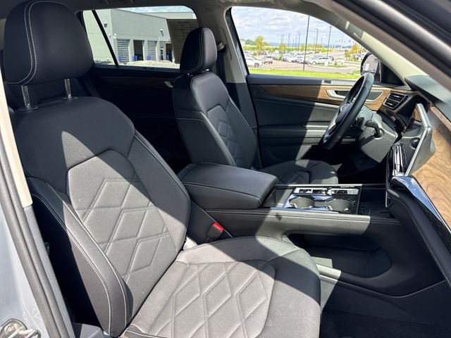 Used 2026 Volkswagen Atlas SE AWD/4WD image 13