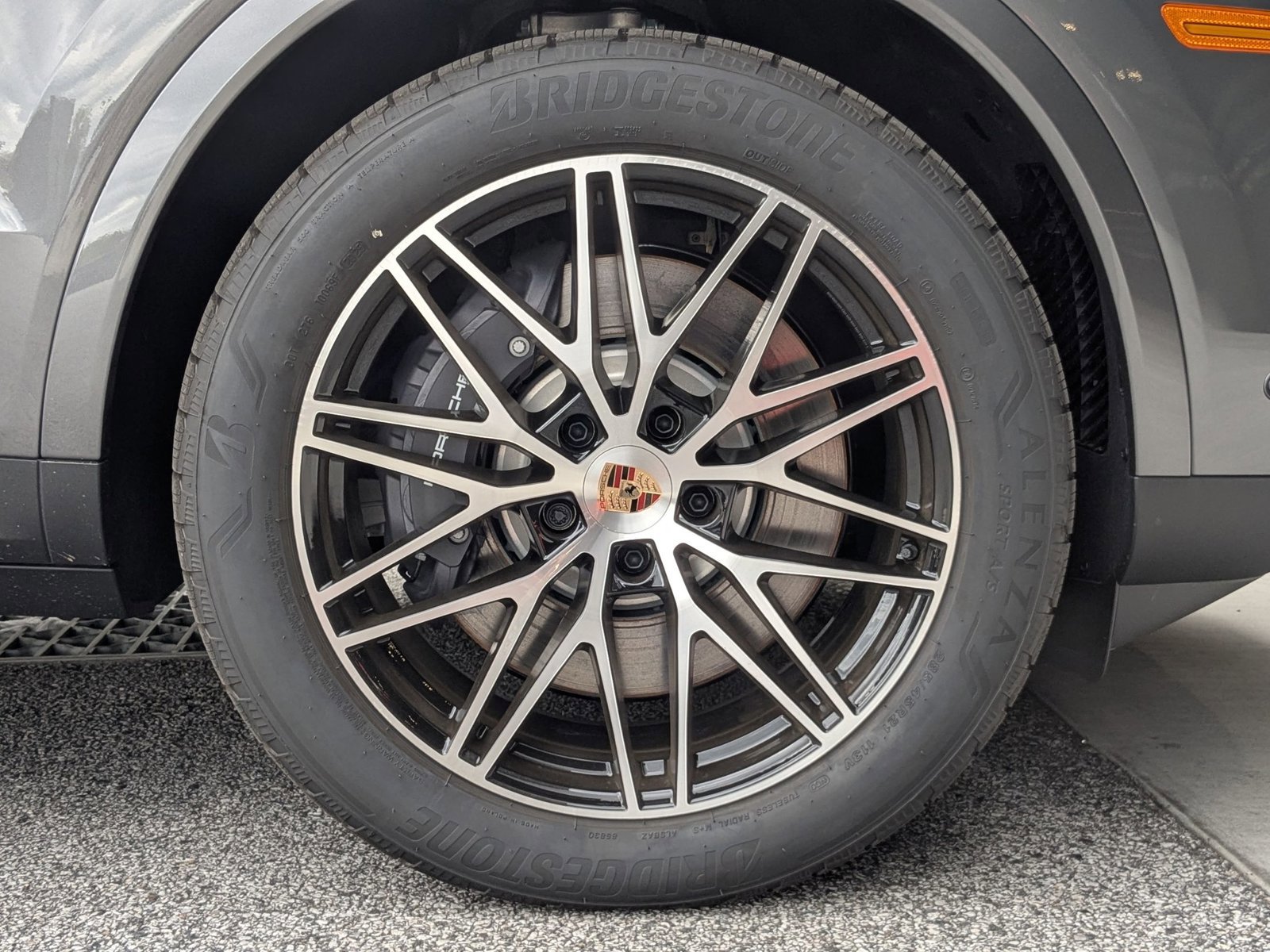 New 2026 Porsche Cayenne E-Hybrid image 30