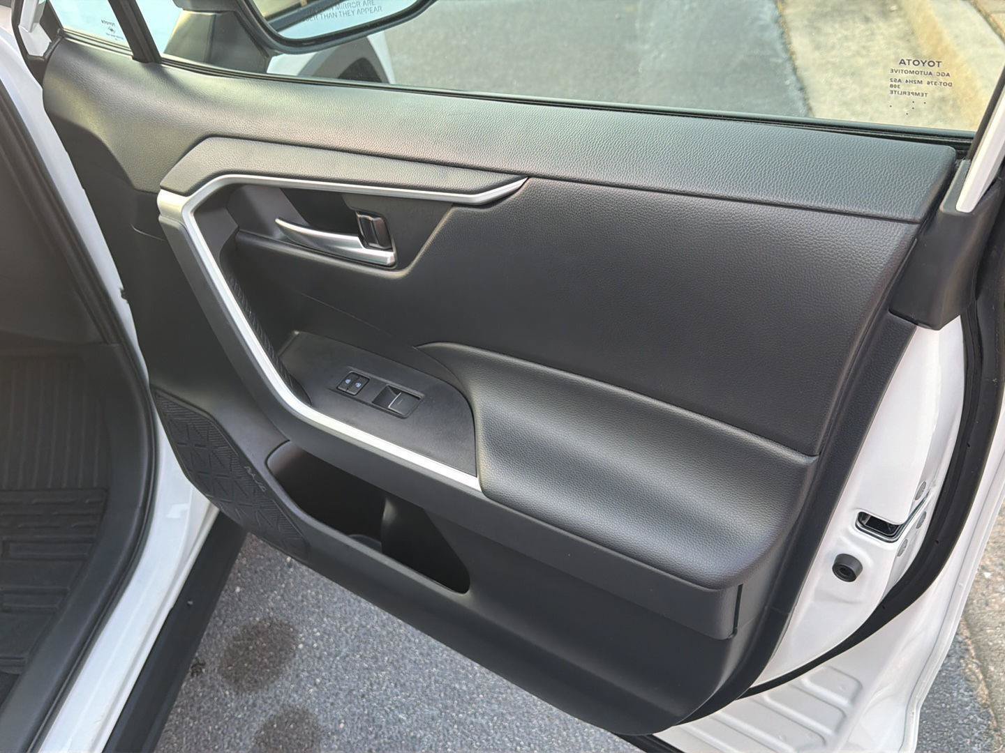 Certified 2024 Toyota RAV4 XLE Premium AWD/4WD image 14