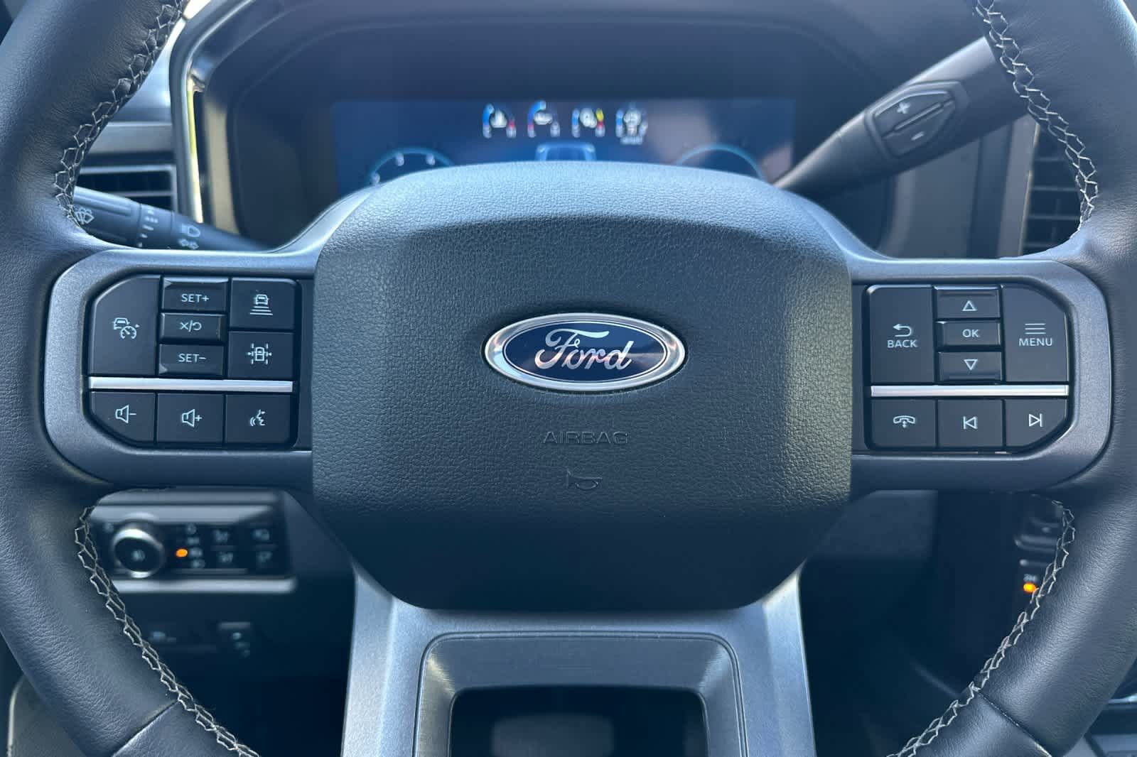 Certified 2025 Ford F350 Lariat w/ Lariat Ultimate Package AWD/4WD image 23