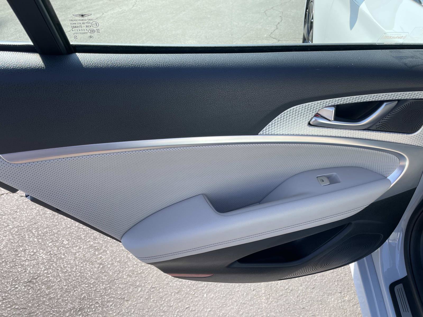 Used 2023 Genesis G70 3.3T w/ Sport Advanced Package image 21