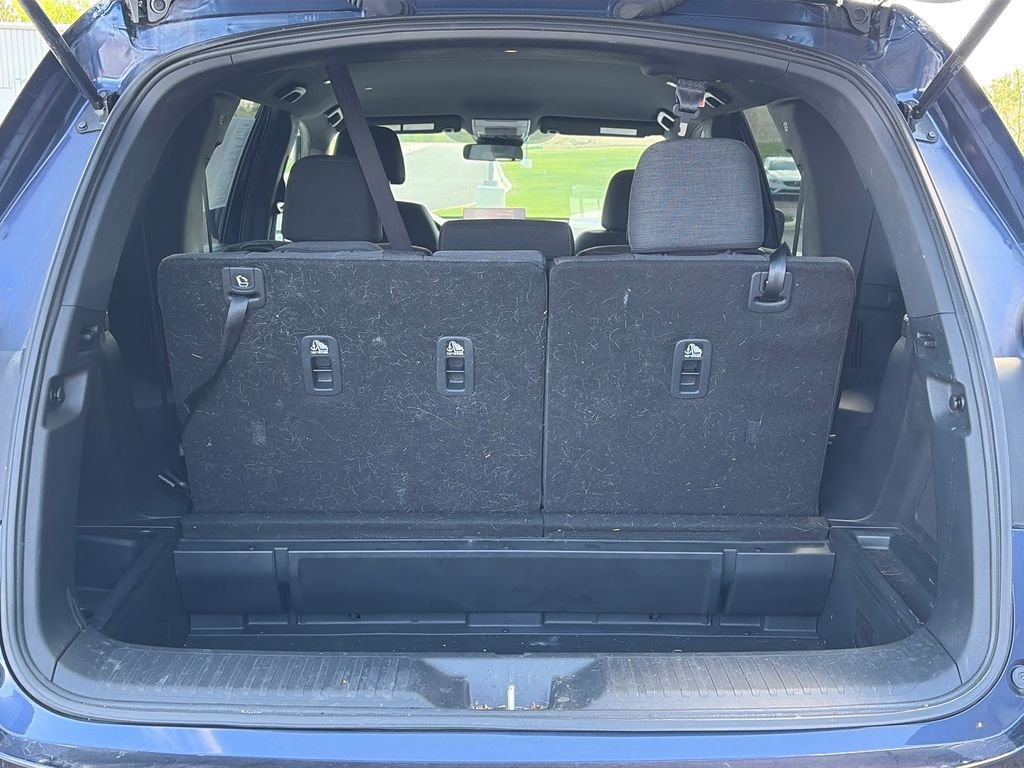 Used 2025 Honda Pilot Sport image 7