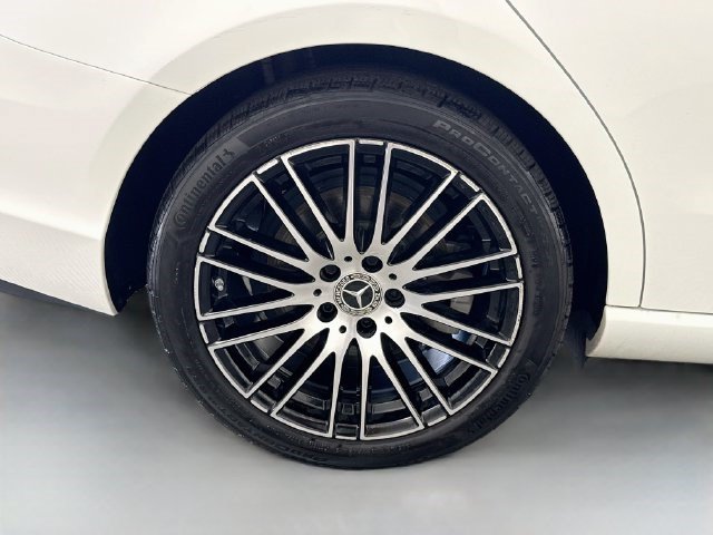 Used 2024 Mercedes-Benz C 300 Sedan image 32