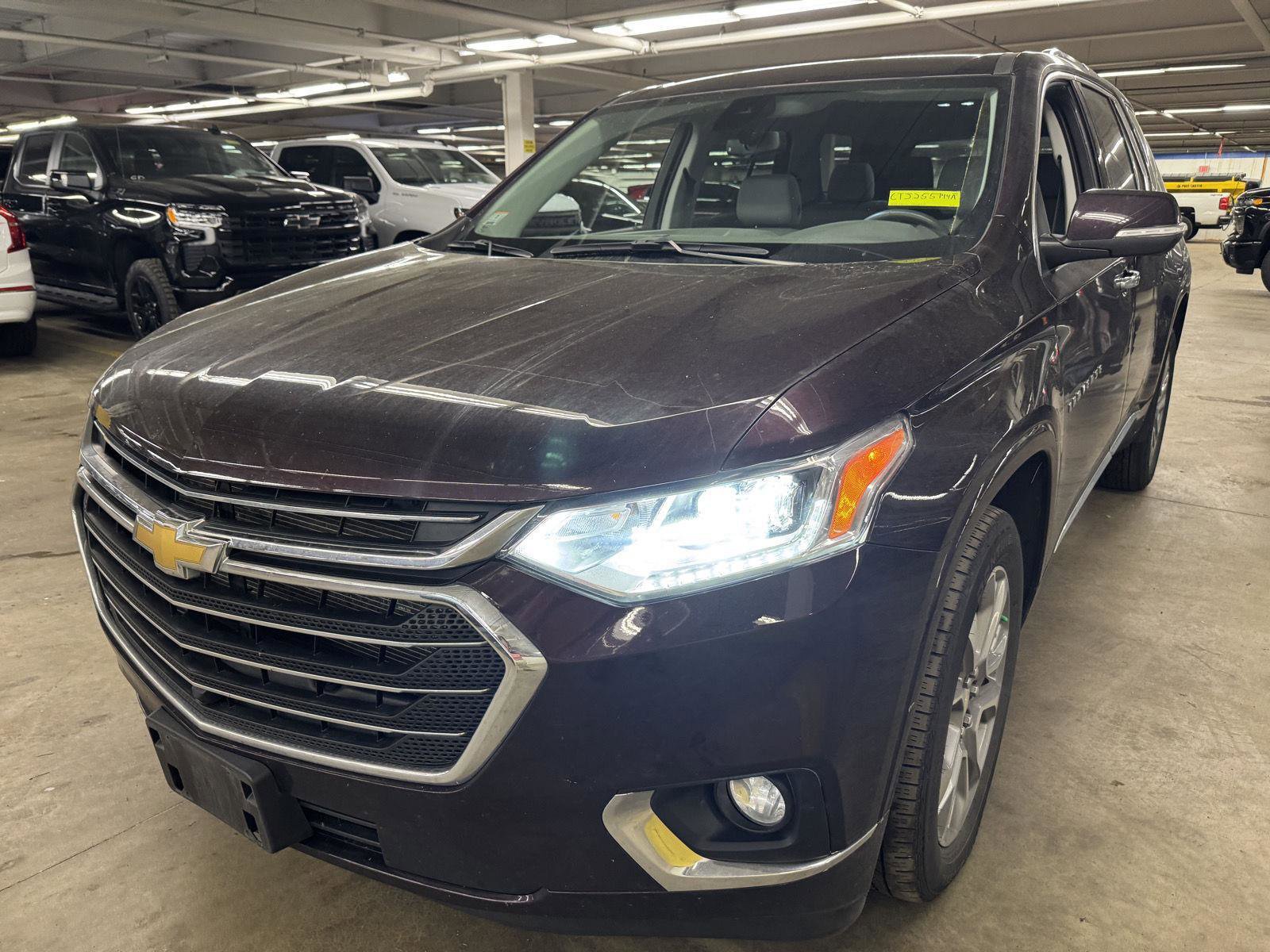 Used 2021 Chevrolet Traverse Premier AWD/4WD image 2