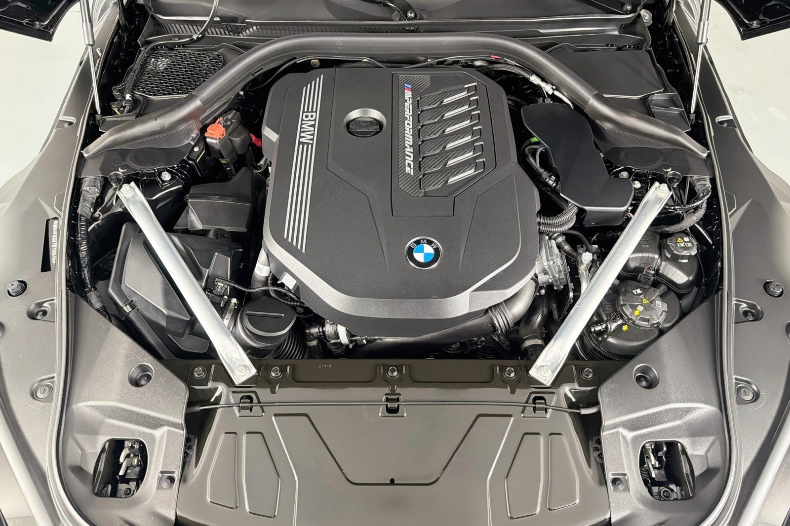 Used 2026 BMW Z4 M40i w/ Shadowloine Package RWD image 12
