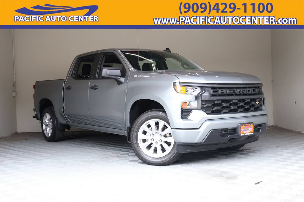 Used 2025 Chevrolet Silverado 1500 Custom RWD image 1