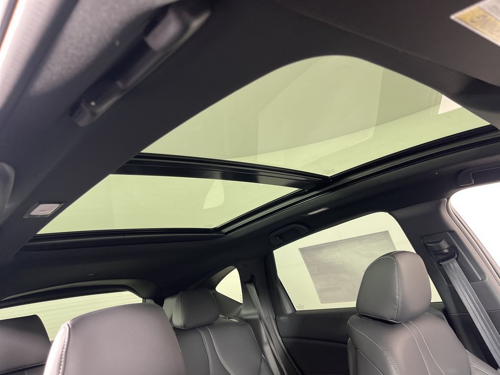 New 2026 Acura RDX SH-AWD image 3