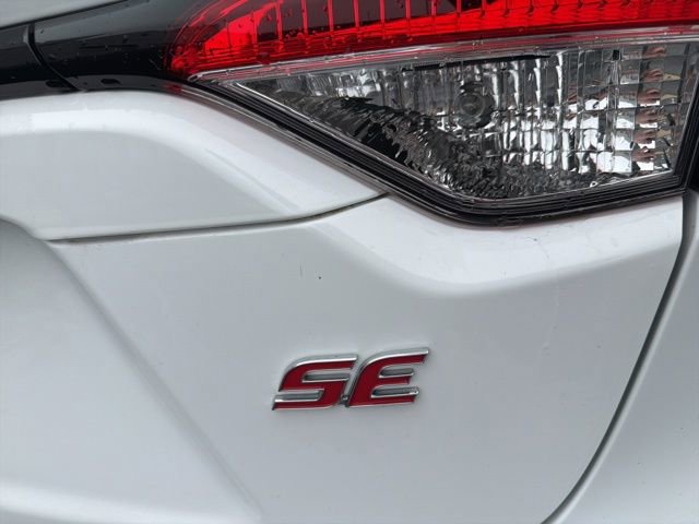 Certified 2023 Toyota Corolla SE image 9