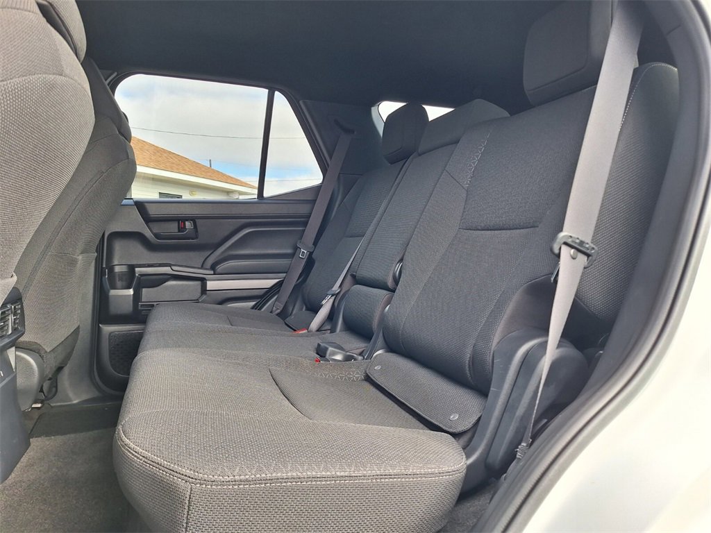 Used 2025 Toyota 4Runner SR5 image 22