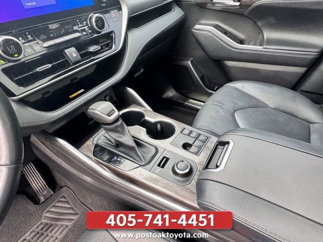 Used 2023 Toyota Highlander Platinum AWD/4WD image 19