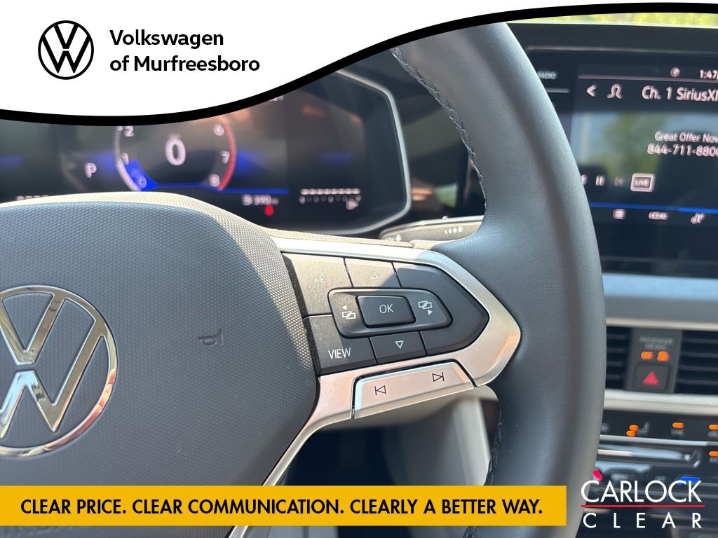 Used 2025 Volkswagen Jetta SE w/ Sunroof Package image 18