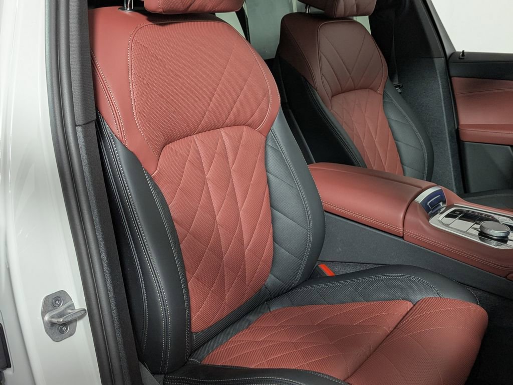 Used 2026 BMW X6 M60i image 29