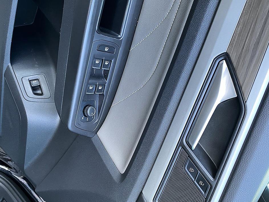 Used 2022 Volkswagen Atlas SEL image 10