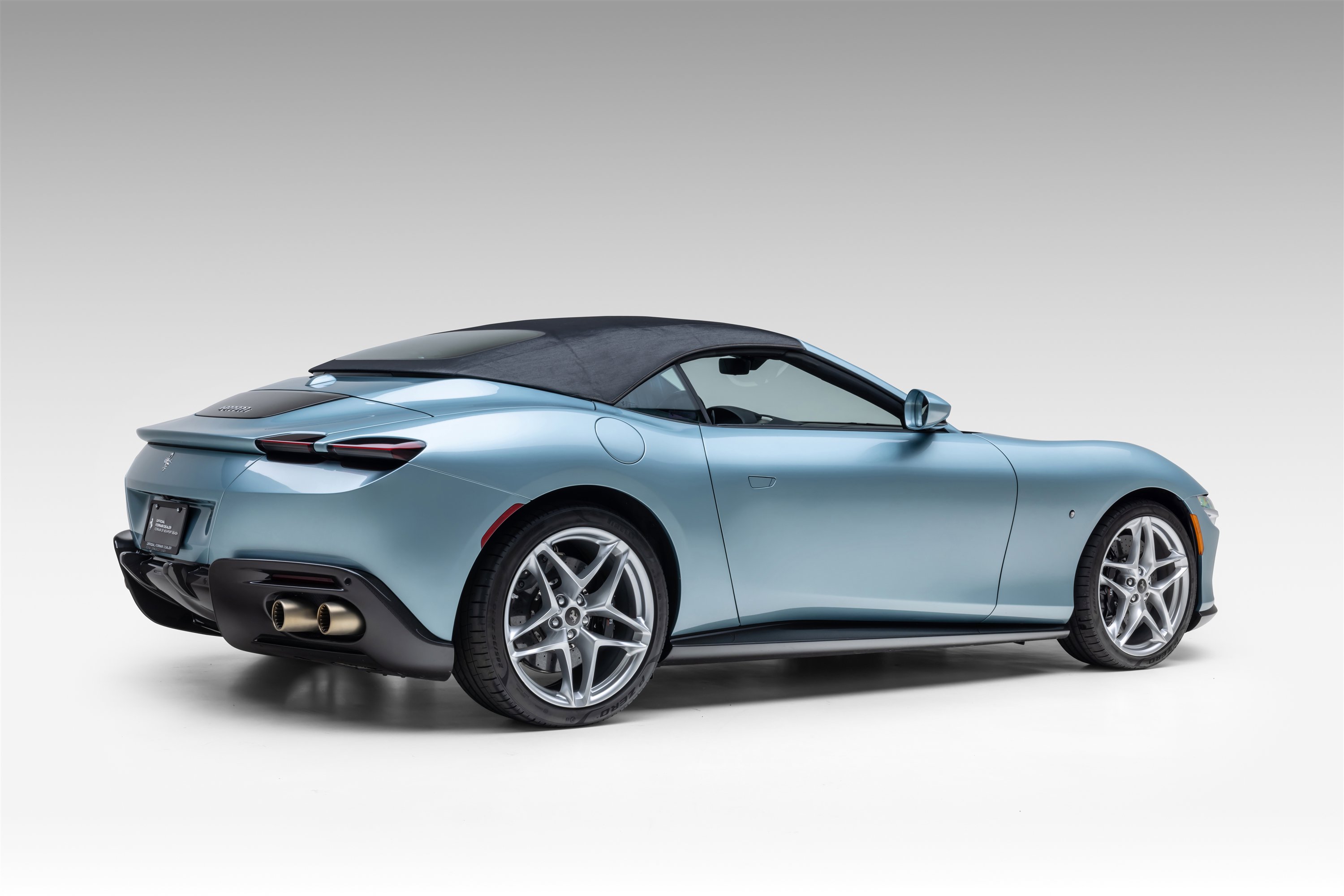 Certified 2024 Ferrari Roma Spider image 13