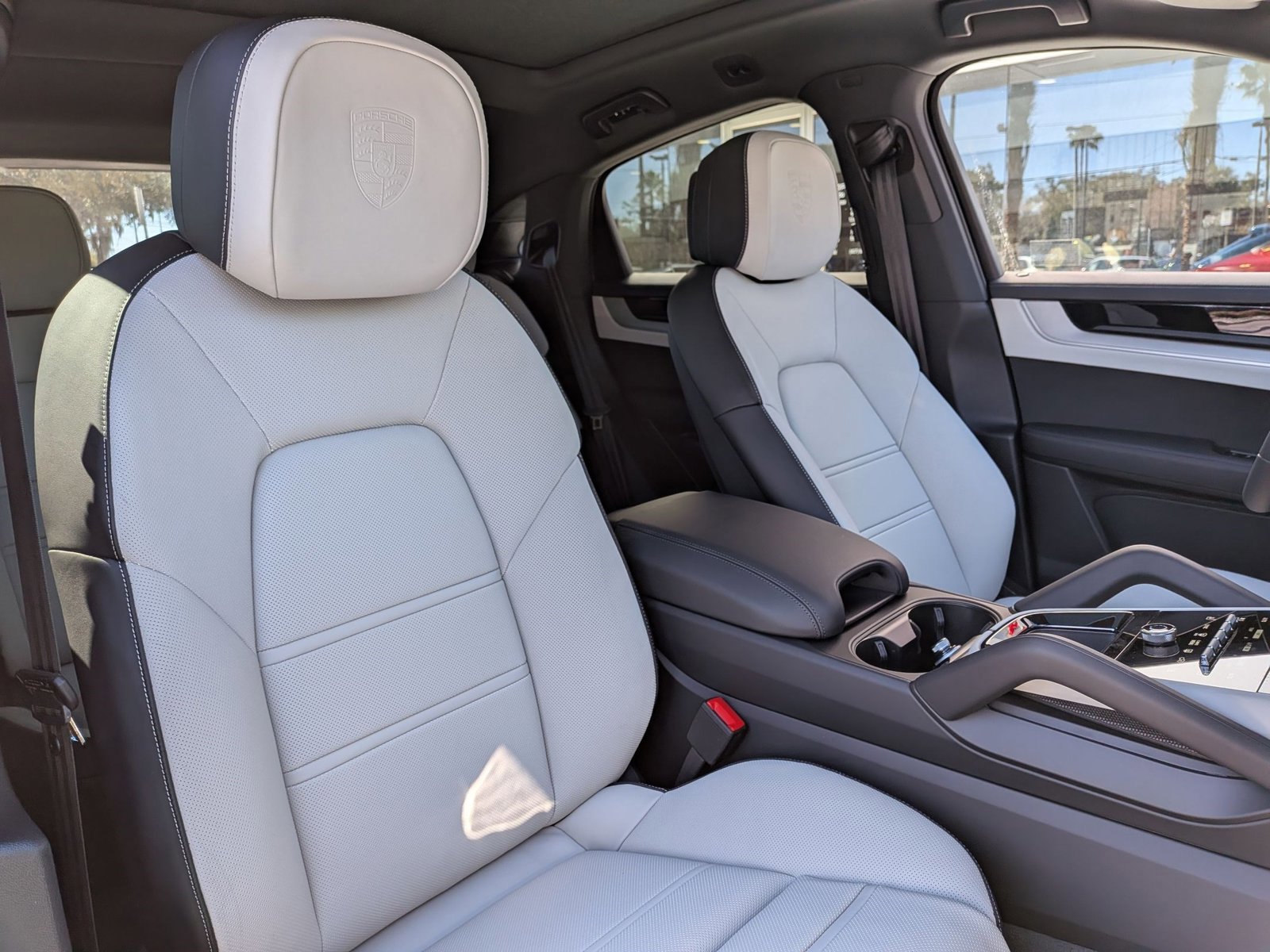 New 2026 Porsche Cayenne Coupe image 25
