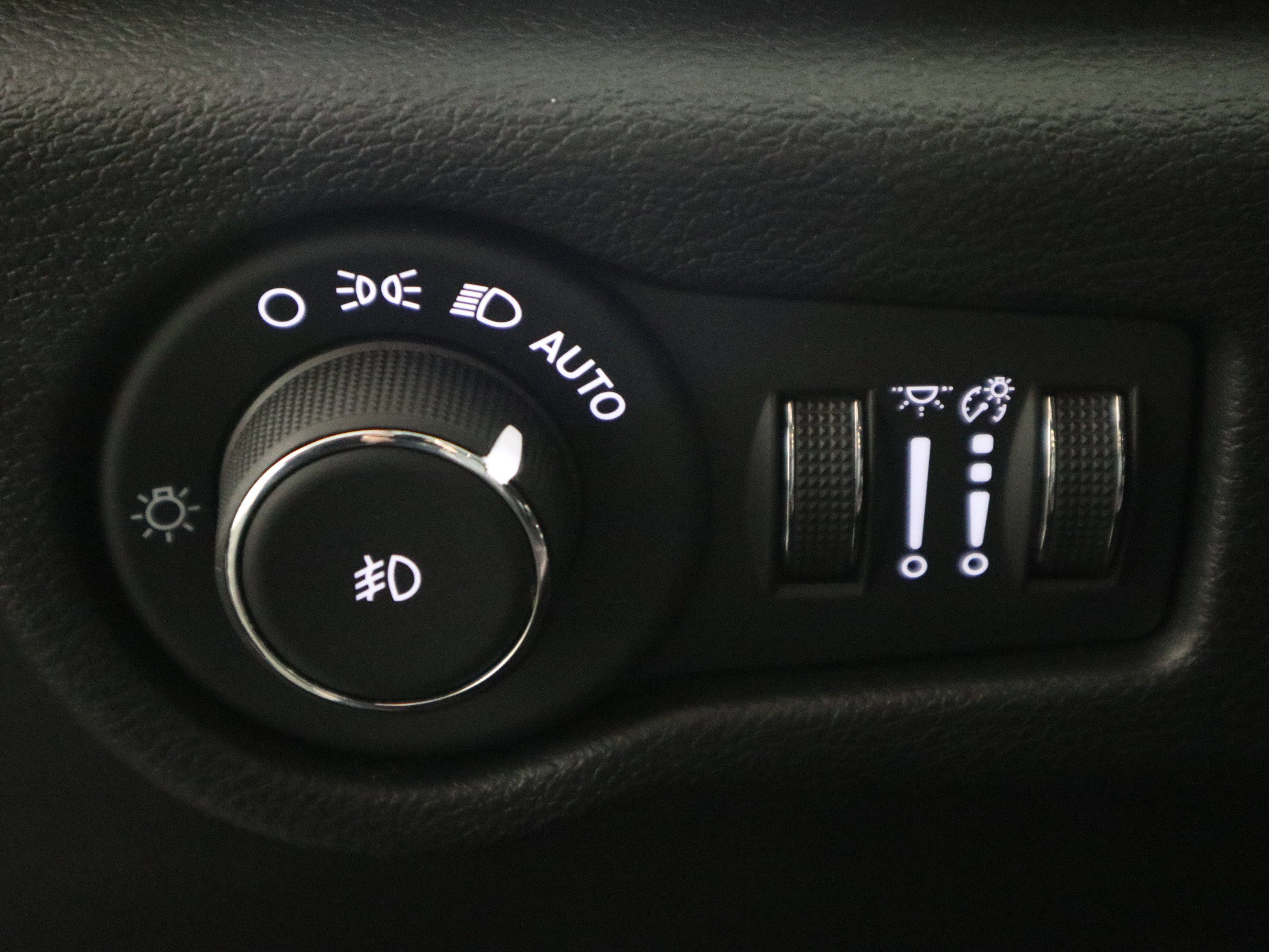 New 2026 Chrysler Pacifica Select image 34