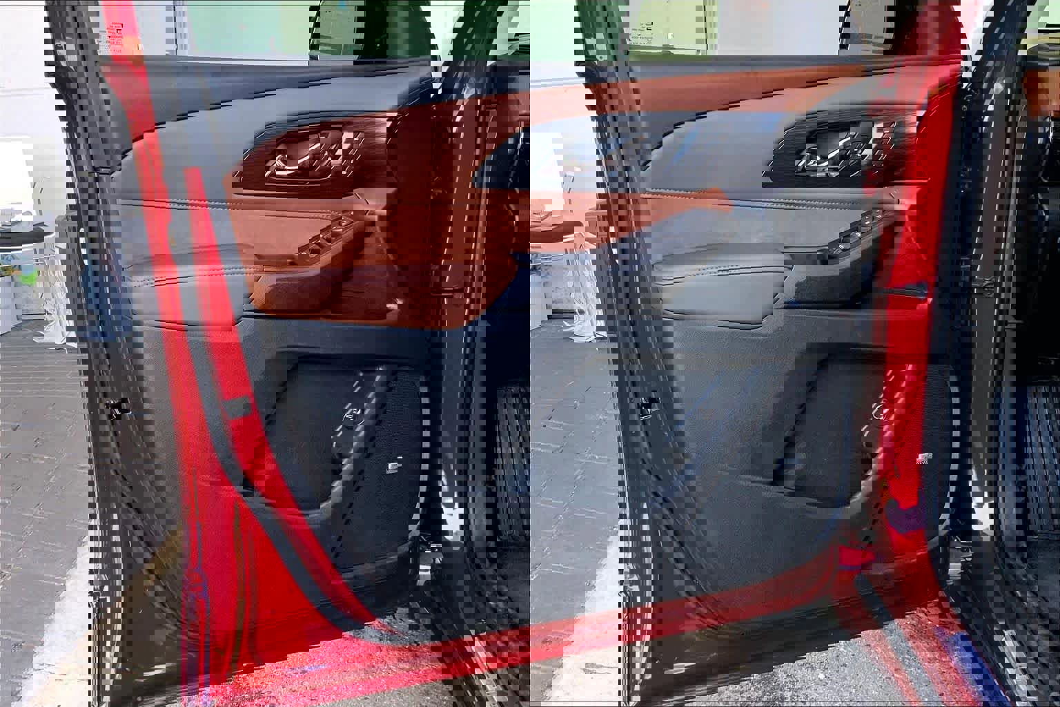 Used 2020 Chevrolet Traverse High Country image 22