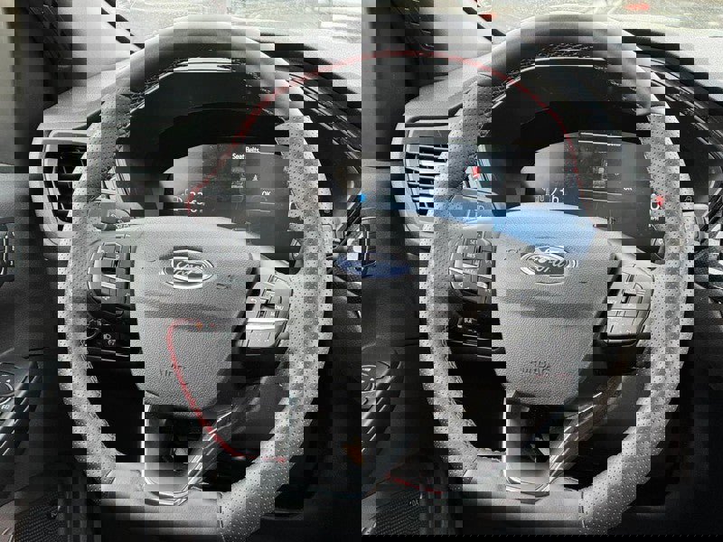 Used 2025 Ford Escape ST-Line Elite w/ Tech Pack #2 image 12