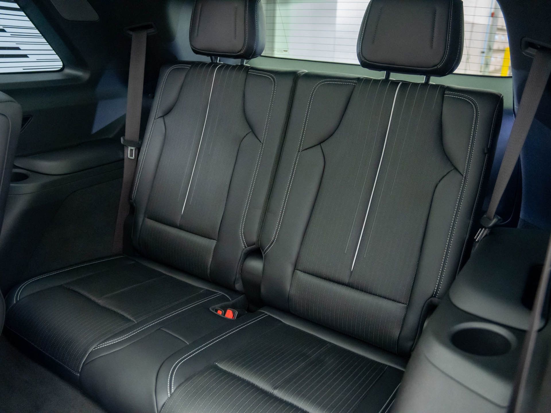 New 2026 Cadillac Vistiq Sport image 19