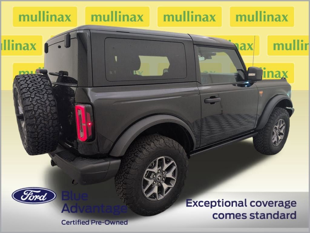 Used 2025 Ford Bronco Badlands image 4