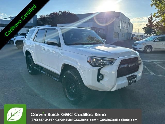 Used 2017 Toyota 4Runner SR5 AWD/4WD image 3