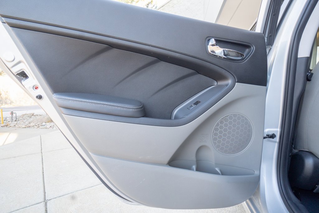 Used 2014 Kia Forte EX image 16