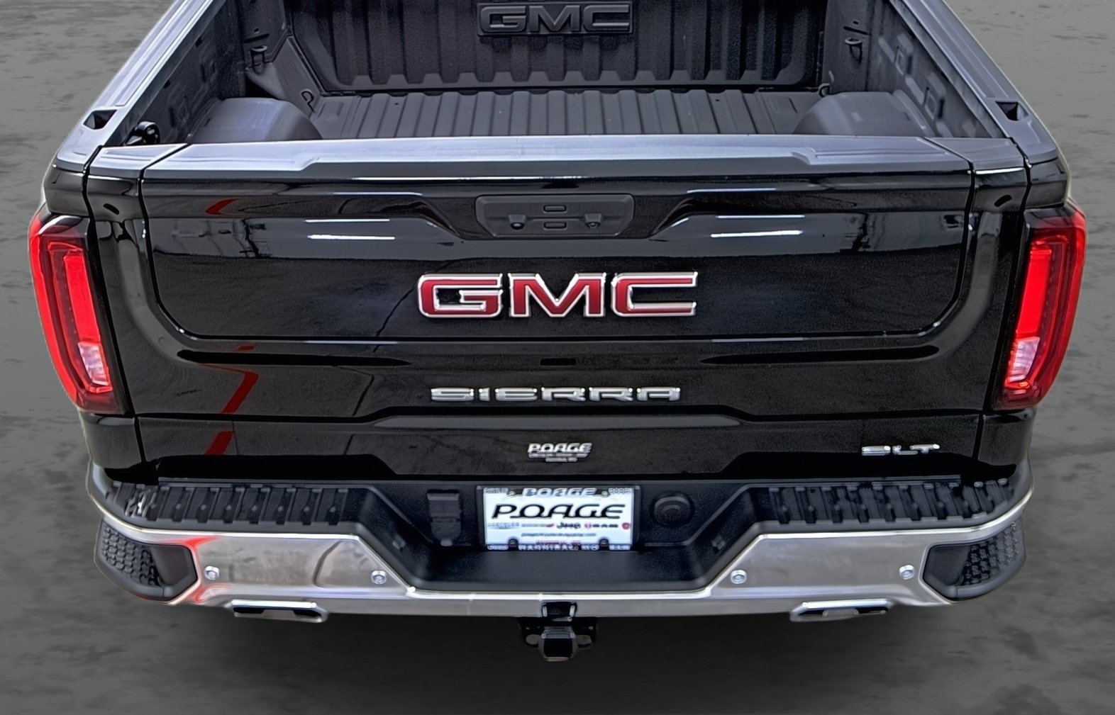 Used 2024 GMC Sierra 1500 SLT w/ SLT Premium Plus Package image 11