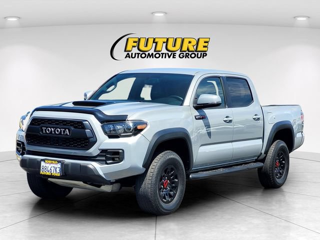 Used 2017 Toyota Tacoma TRD Pro AWD/4WD image 8