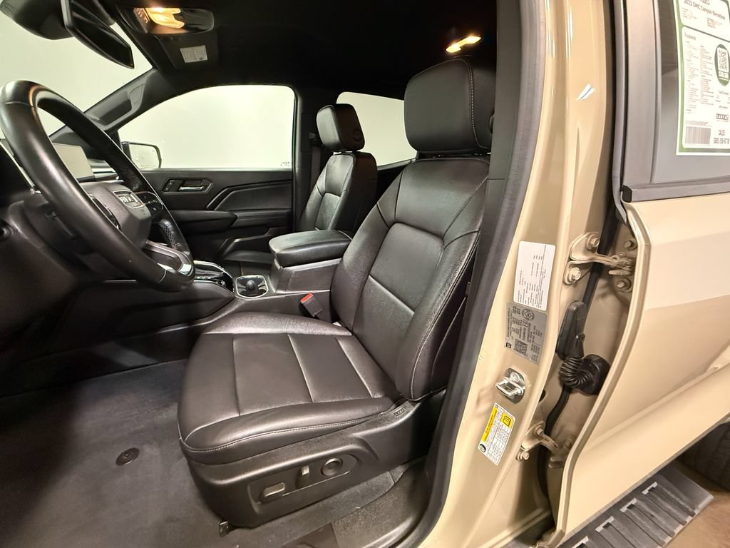 Used 2023 GMC Canyon Elevation w/ Elevation Premium Package AWD/4WD image 12