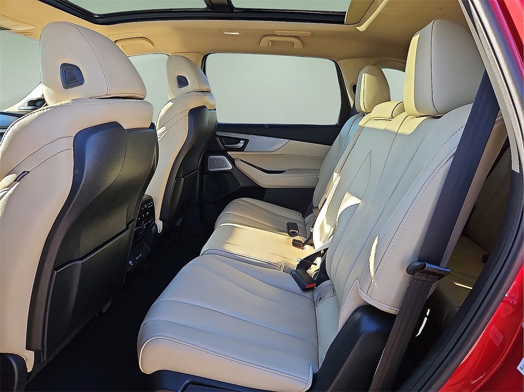 Certified 2025 Acura MDX w/ Technology Package image 12