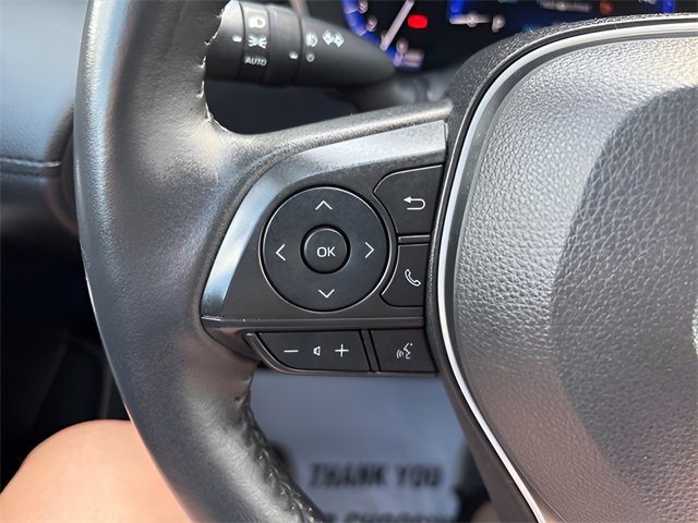 Used 2022 Toyota Corolla Cross XLE image 10