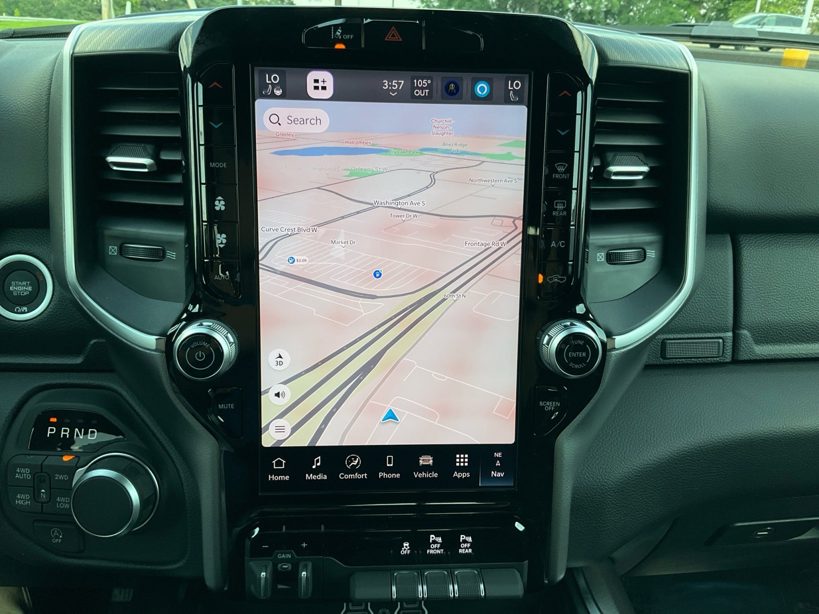 New 2026 RAM 1500 4x4 Crew Cab image 25