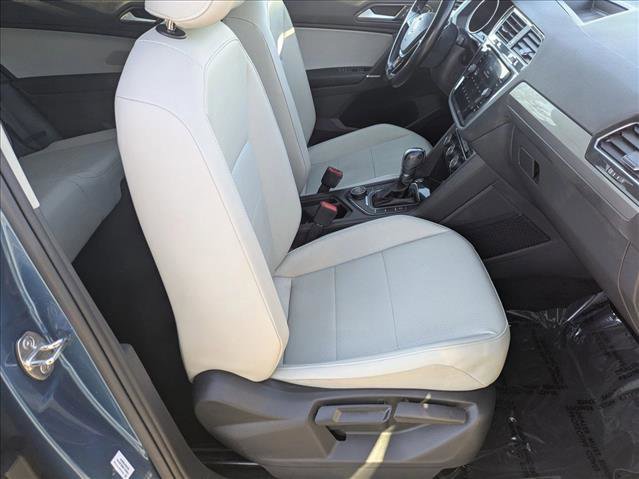 Used 2018 Volkswagen Tiguan SE image 19
