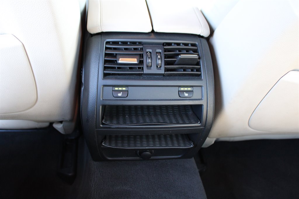 Used 2011 BMW 550i Sedan RWD image 20