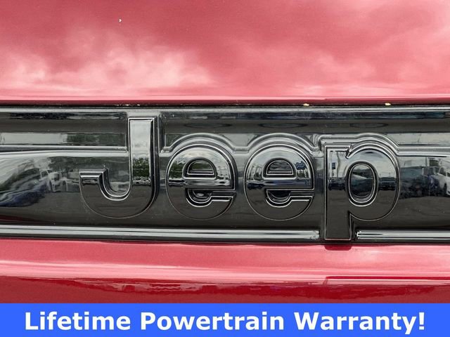 New 2025 Jeep Grand Cherokee Altitude image 11