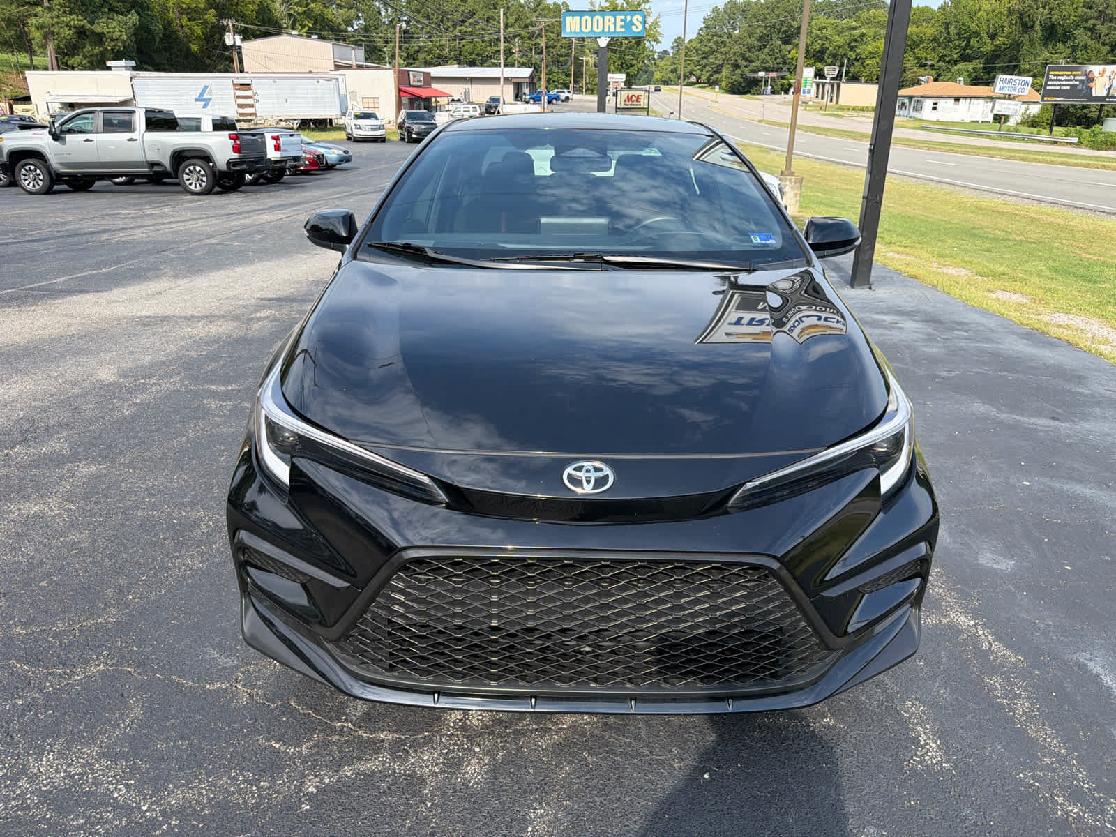 Used 2025 Toyota Corolla SE FWD image 8