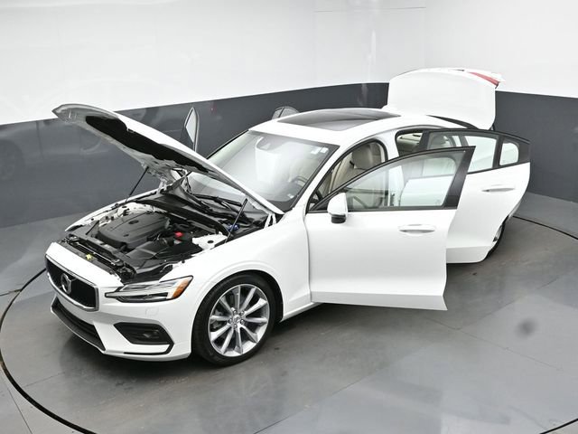 Used 2020 Volvo S60 T5 Momentum FWD image 44