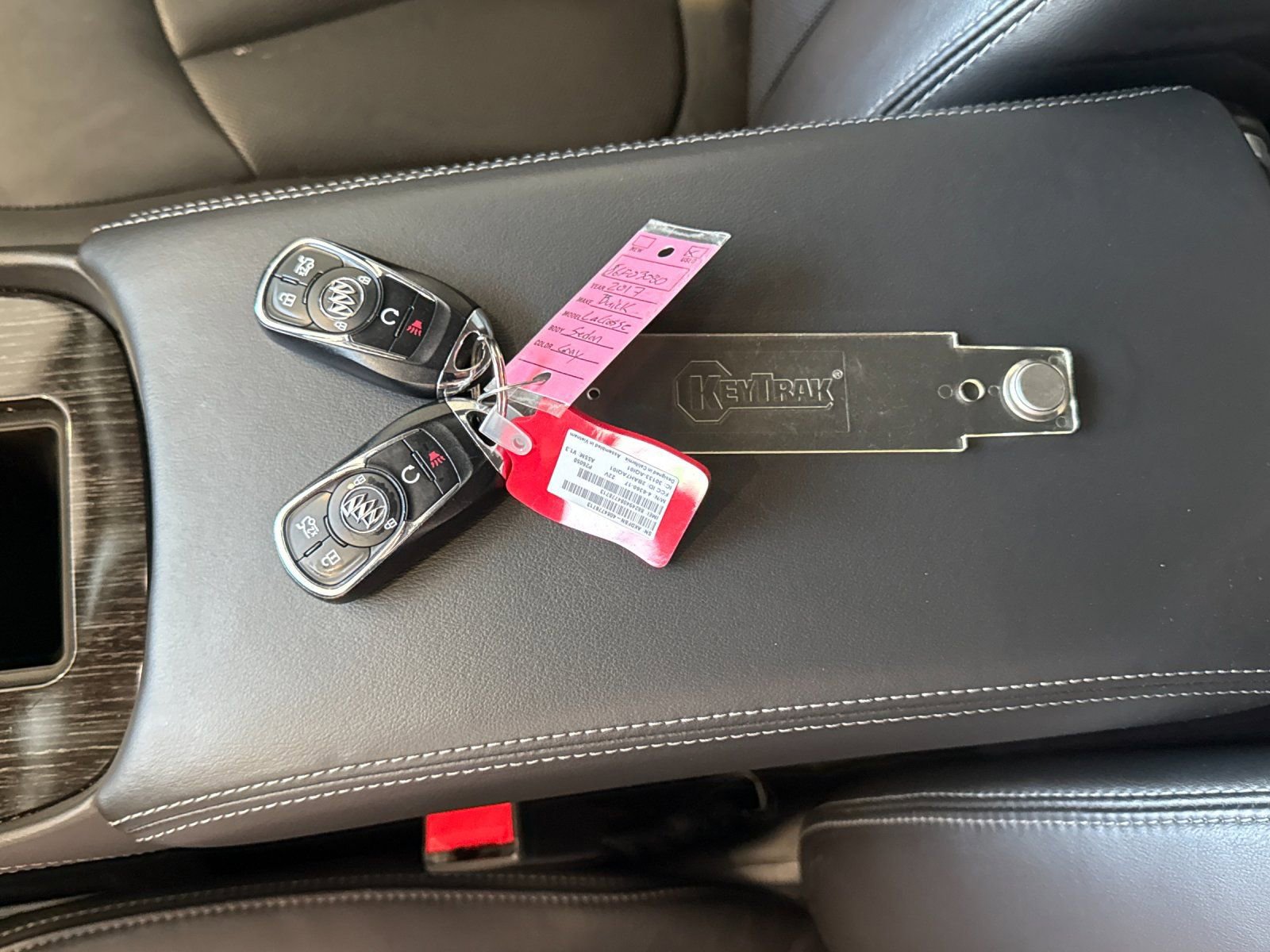 Used 2017 Buick LaCrosse Essence w/ Sun and Shade Package image 9